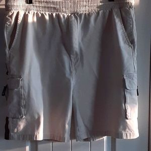 FASHION ROO, Elasticized Drawstring  Front Zip, Cargo Shorts 36 x 20